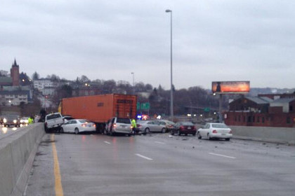 В Массачусетсе столкнулись 70 машин