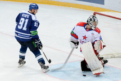 «Динамо» обыграло ЦСКА в матче КХЛ