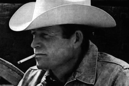 В США от болезни легких умер «ковбой Marlboro»