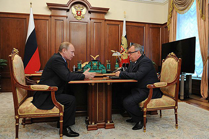 Путин предложил уподобить российскую платежную систему японской