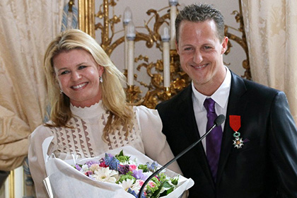 Супруга Шумахера продала дом для оплаты лечения мужа