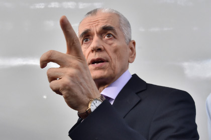 Онищенко увидел в ограничениях закупок презервативов дисциплинирующий стимул