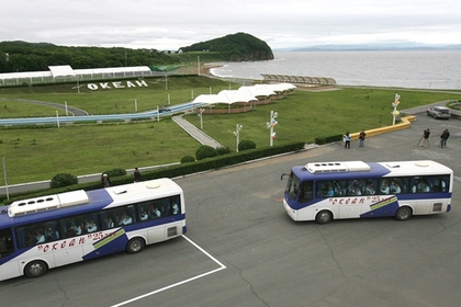 Во Владивостоке столкнулись пять автобусов с детьми