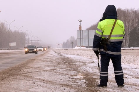 Госавтонспекторы в Ачинске рекомендуют оплачивать штрафы «со скидкой»