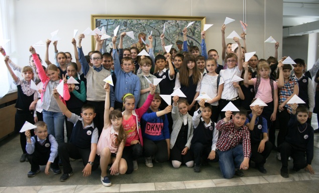 Художественную выставку, посвященную 71-ой годовщине Победы в Великой Отечественной войне, посетили более 3 тысяч человек