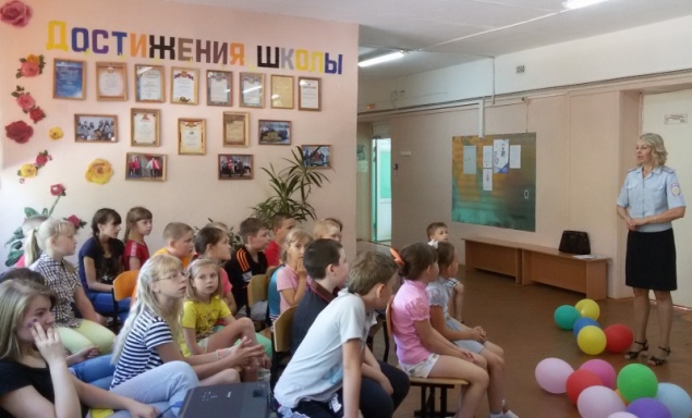 Госавтоинспекторы провели с детьми «Уроки общественной безопасности»