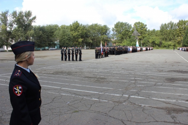 Сотрудники полиции обеспечили безопасность образовательных учреждений в День знаний