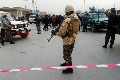 В результате теракта в кабульской мечети погибли 27 человек
