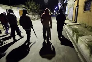 Сотрудники полиции не допустили противоправных действий со стороны подростков