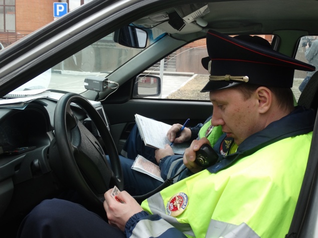 Дорожные полицейские проверили пассажирский транспорт