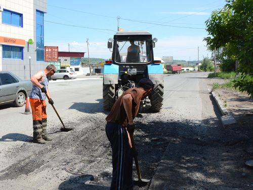 БУДНИ НАШЕГО ГОРОДА: Ямочный ремонт начался на ул. Профсоюзная