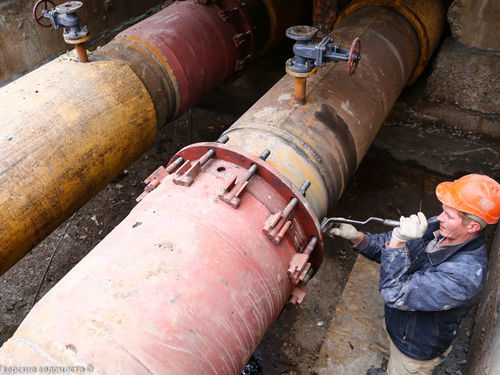 Сегодня в Ачинске на магистральных трубопроводах теплосети начались ремонтные работы