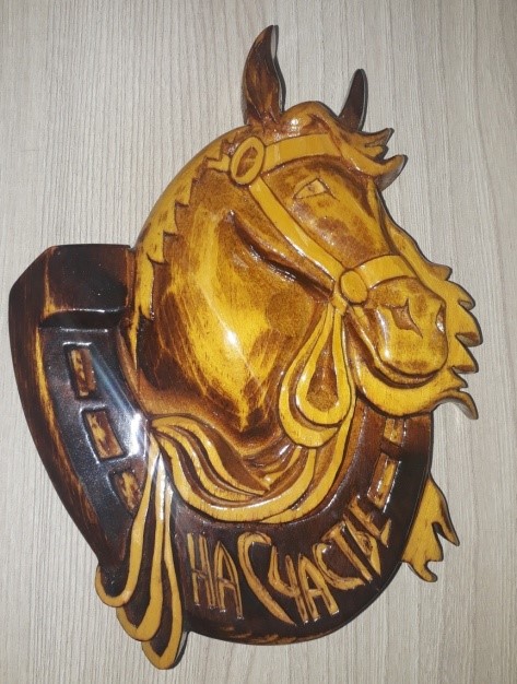 Торжественно открылась выставка городского творческого объединения «Этюд»