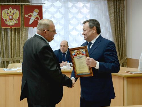 Илай Ахметов отметил отличившихся горожан в уходящем 2018 году