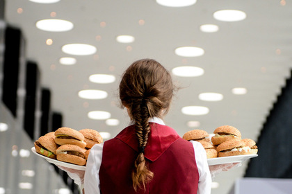 Названа новая опасность фастфуда