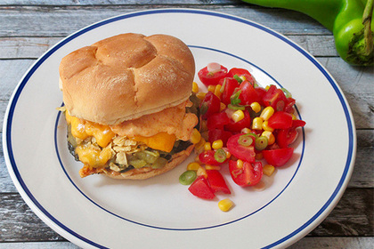 Популярный телеведущий предсказал гибель человечества от вегетарианства