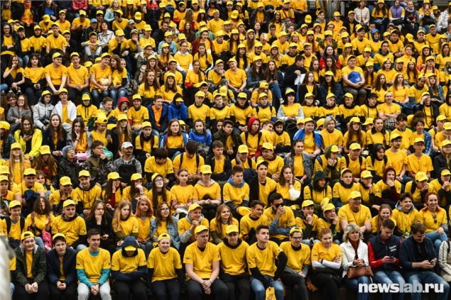 Россияне одобряют желание своих детей начать работать до совершеннолетия