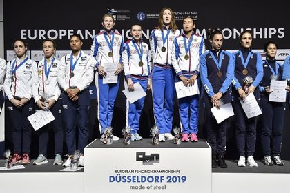 Сборная России с отрывом выиграла общекомандный зачет ЧЕ по фехтованию