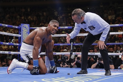 Боксер получил смертельные угрозы из-за спарринга с Джошуа