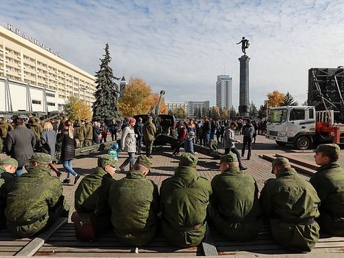 Ачинцев приглашают на краевую акцию «Военная служба по контракту в Вооруженных Силах Российской Федерации - Твой выбор!»