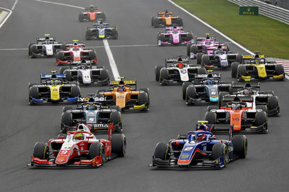 Авария на «Формуле-2» привела к смерти пилота