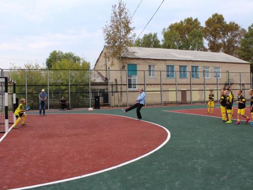 Новое футбольное поле будет построено для жителей поселка Мазульский рудник