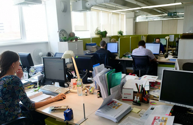 Эксперт оценил связь между перегрузками на работе и здоровьем 