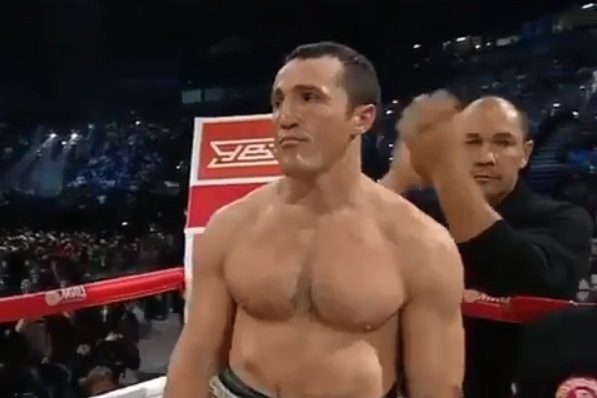 Прославленный Денис Лебедев уступил свой чемпионский титул южноафриканцу