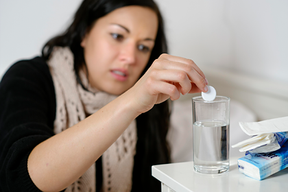 Россиянам рассказали об опасности сочетания лекарств с алкоголем