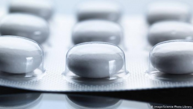 «Для родителей это страшная ситуация»: в Красноярске обсудили отсутствие иностранных лекарств для лечения детей с онкологией и муковисцидозом