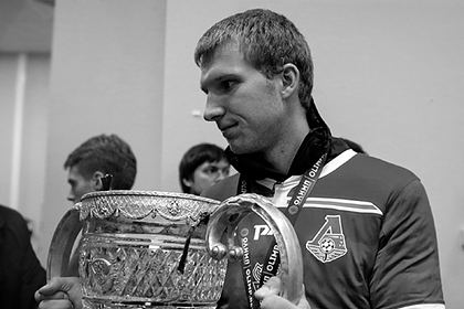 22-летний российский футболист умер во время индивидуальной тренировки