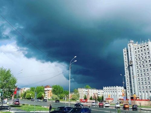 МЧС информирует: 14 мая по центральным и южным районам Красноярского края ожидаются сильные дожди, грозы, град и ветер