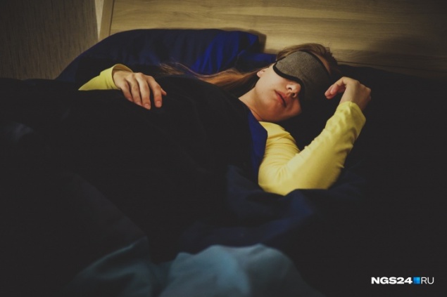 Вы неправильно спите: рассказываем, как связаны плохой сон и лишний вес