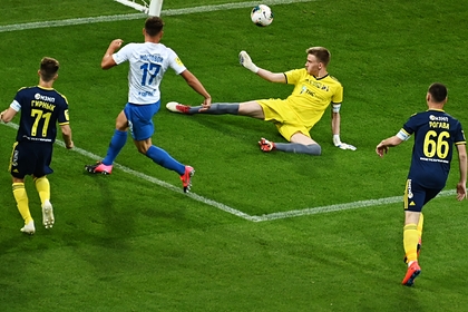 17-летнему вратарю-герою «Ростова» предложили бесплатное такси до конца жизни