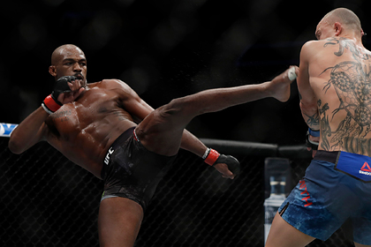 Лучший боец UFC сохранил титул чемпиона