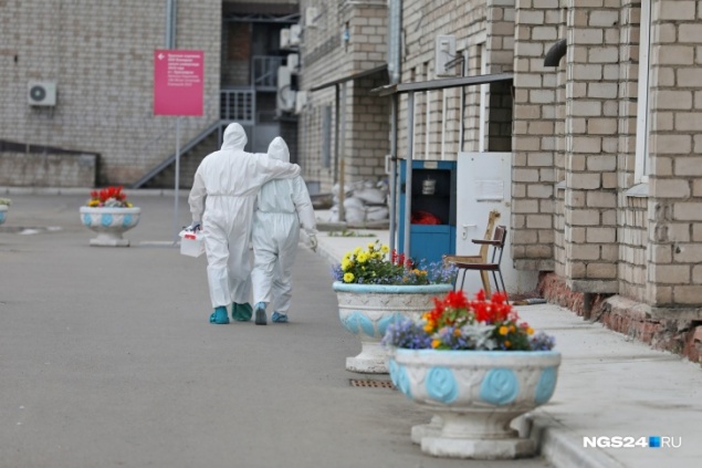 В крае число заболевших ковидом снова в два раза превышает число выписанных пацентов