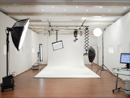 В молодежном центе «Сибирь» появится современная фотостудия стоимостью в миллион рублей