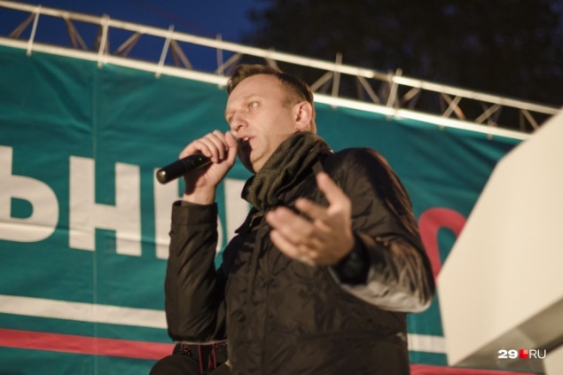 Навальный вернется в Россию и продолжит работать