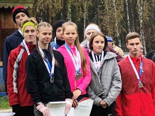 Ачинские легкоатлеты достигли высоких показателей на открытом Первенстве Красноярского края