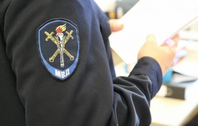 В Назарово работники сельхозпредприятия украли 27 тонн удобрений