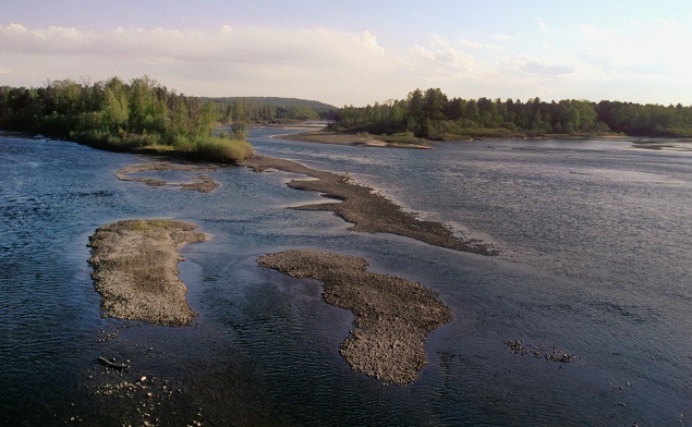В Красноярске возбудили уголовное дело по факту разлива дизтоплива в Ангару