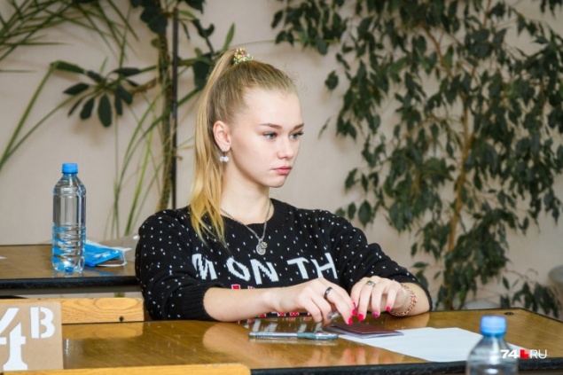 Итоговое сочинение в 11-х классах перенесли на четыре месяца из-за коронавируса