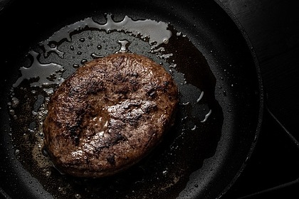 Онколог назвал вызывающую рак пищу