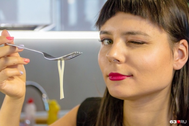 Вегетарианство не пройдет: диетологи назвали продукты, необходимые каждой женщине