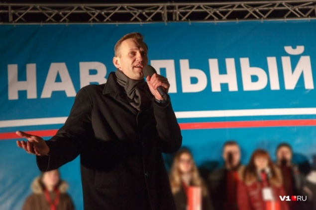 Навальный спросил у одного из «отравителей», почему его не смогли убить. И получил ответ