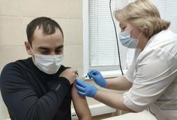 В Красноярском крае прививки от коронавируса получили почти 1800 человек