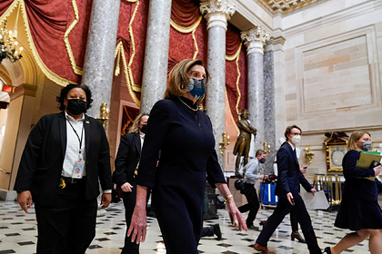 Палата представителей проголосовала за импичмент Трампа