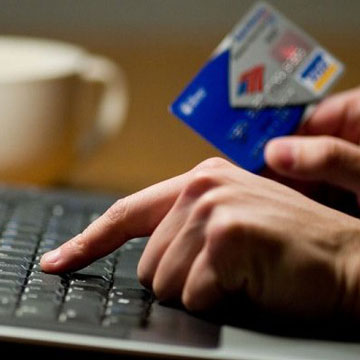 В Ачинске супруги набрали кредитов на 620 тысяч рублей и отдали их аферистам