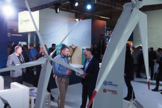 Под Красноярском начали монтаж первой в крае ветровой станции