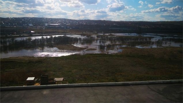 В Ачинском и Бирилюсском районах закрыли затопленные дороги